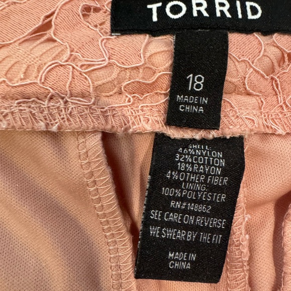 Torrid blush Pink Lace Shorts Size 18 - Picture 14 of 15